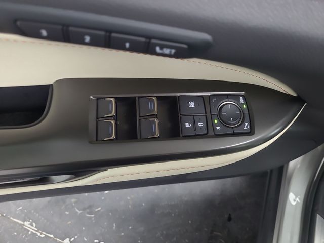 2024 – Lexus – NX