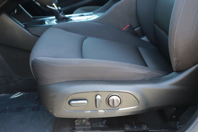 2024 Chevrolet Malibu LT photo