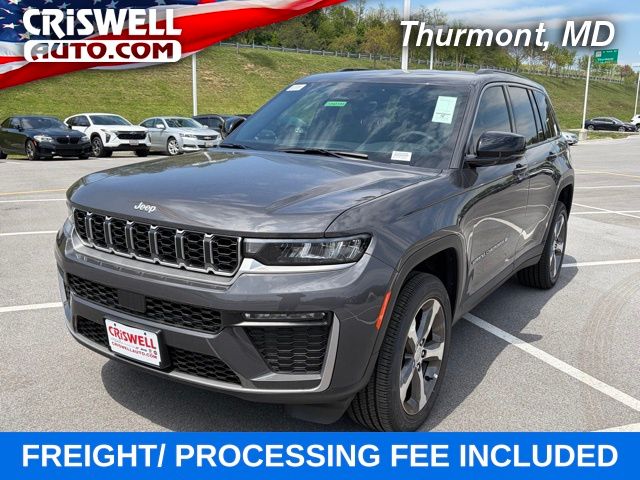 new 2026 Jeep Grand Cherokee car, priced at $43,869