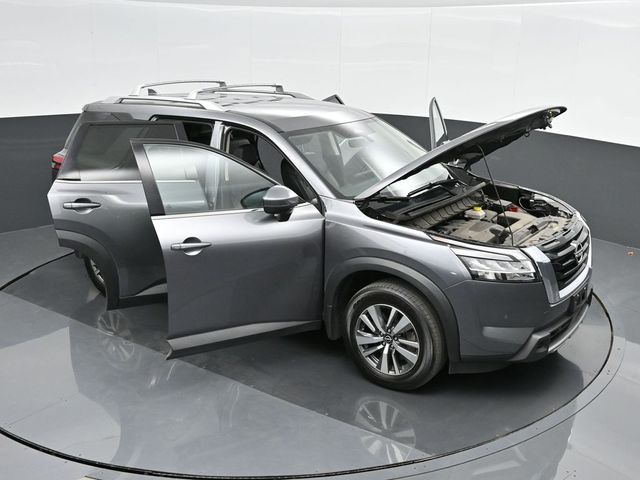 2023 Nissan Pathfinder SL 50