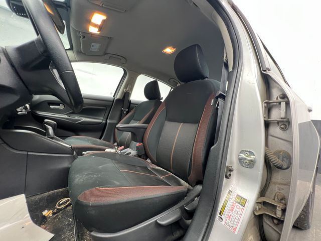 2020 Brilliant Silver Metallic Nissan Versa 1.6 SR FWD Sedan