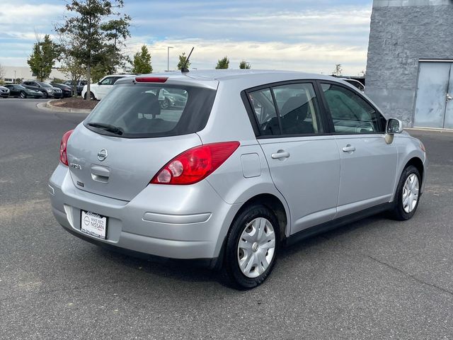 2011 Nissan Versa 1.8 S 3