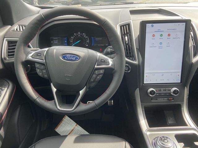 2024 Ford Edge ST Line 17