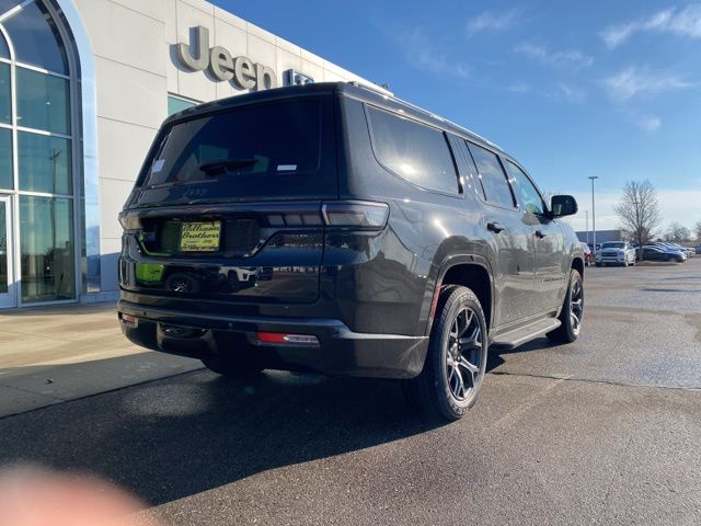 2026 Jeep Grand Wagoneer Limited - High Gloss Black exterior view 5
