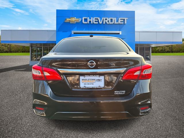 2019 Nissan Sentra - Image 5