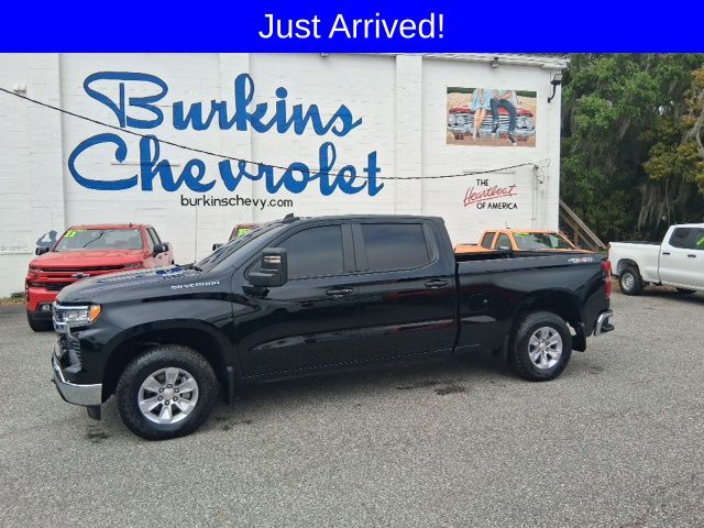 2025 Chevrolet Silverado 1500 LT Crew Cab 4WD