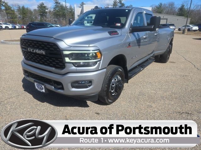 2022 RAM 3500 Big Horn Crew Cab LB DRW 4WD
