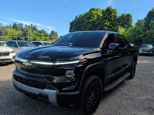 Black 2025 Chevrolet Silverado EV Pickup Truck All-Wheel Drive 1-Speed Automatic