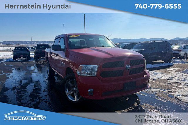 2016 RAM 1500 Express Crew Cab 4WD