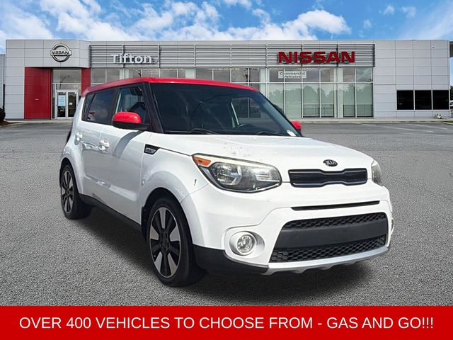 White 2017 Kia Soul Wagon Front-Wheel Drive 6-Speed Automatic