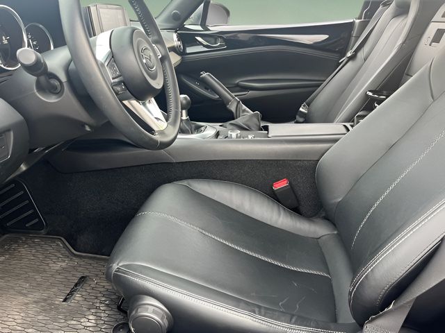 Used 2022 Mazda MX-5 Miata Convertible