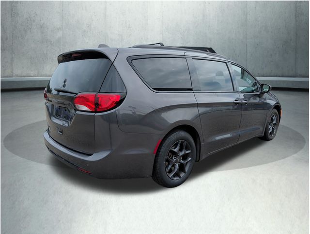 Used 2019 Chrysler Pacifica Van