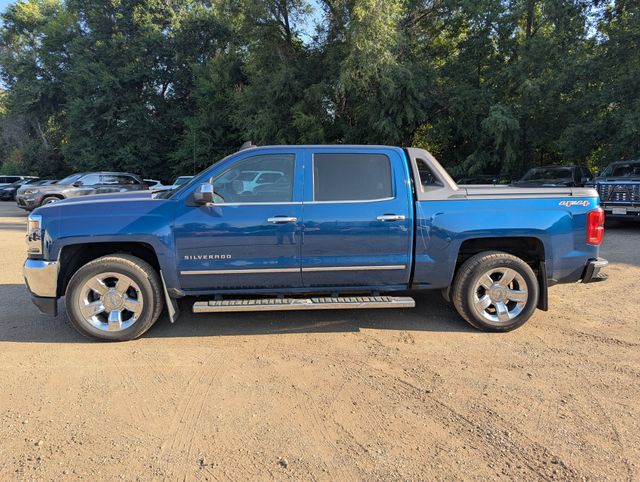 2017 Deep Ocean Blue Metallic Chevrolet Silverado 1500 LTZ 4X4 Truck