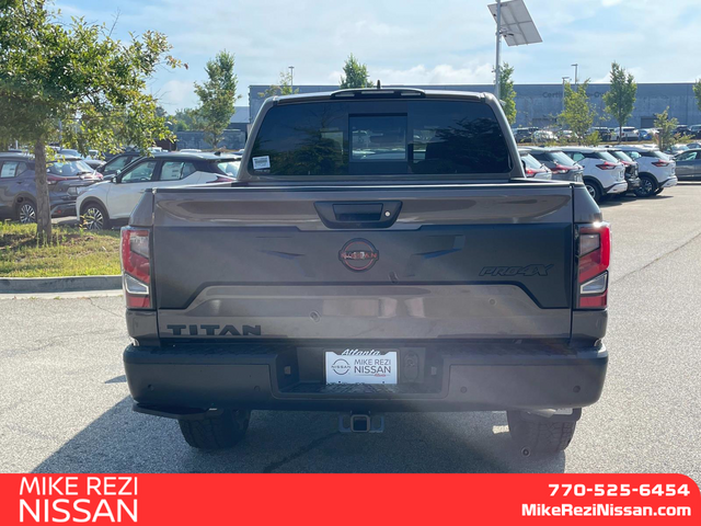 2024 Nissan Titan PRO-4X 3