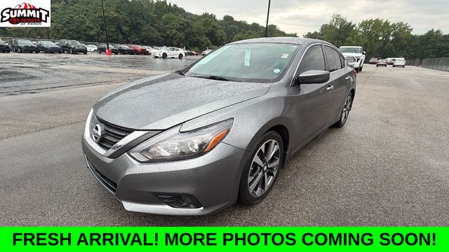 Gray (Gun Metallic) 2016 Nissan Altima Sedan Front-Wheel Drive Continuously Variable Transmission