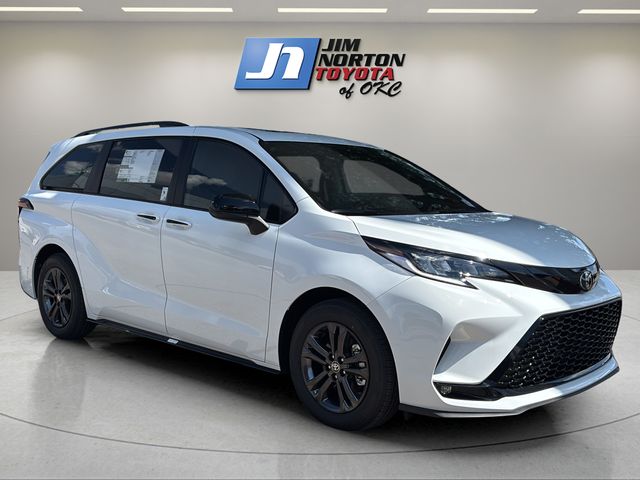 New 2026 Toyota Sienna Van