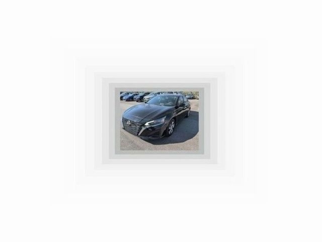 Super Black Clearcoat 2023 Nissan Altima 2.5 S FWD Sedan Front-Wheel Drive Continuously Variable Transmission