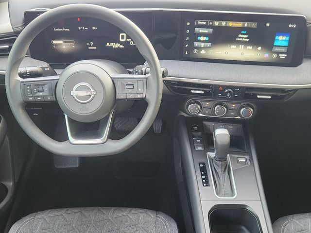 Used 2025 Nissan Kicks SUV