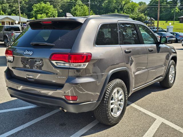 2020 Jeep Grand Cherokee Laredo E:B02330