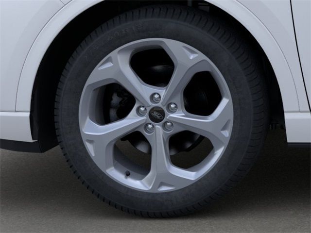 2024 Ford Escape ST-Line photo