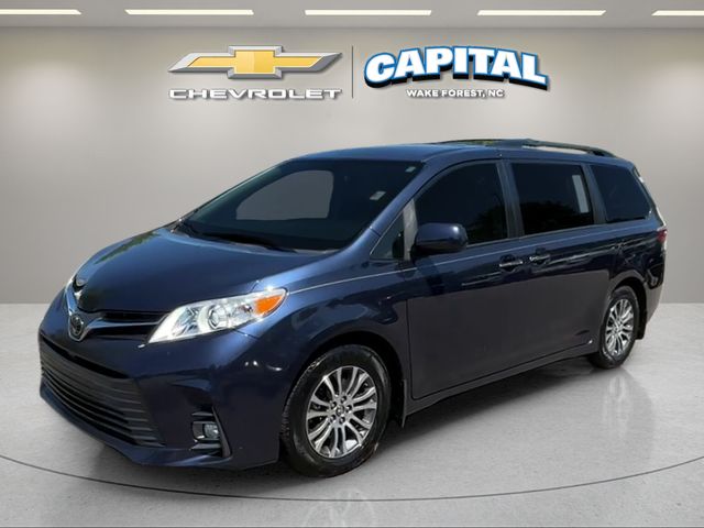 2019 Toyota Sienna XLE