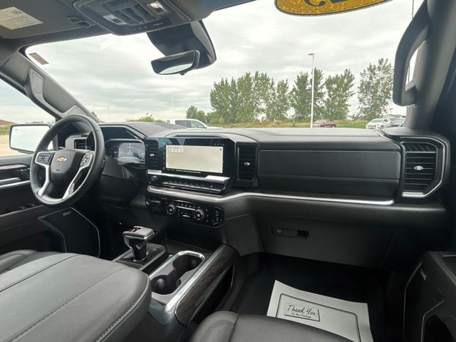 Used 2025 Chevrolet Silverado 1500 Truck