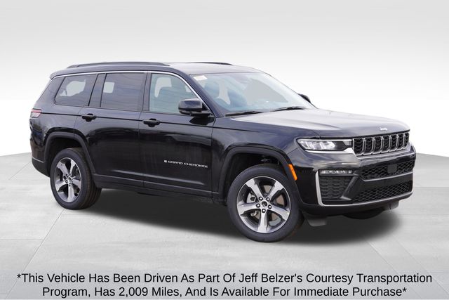 Diamond Black Crystal Pearlcoat 2026 Jeep Grand Cherokee L SUV / Crossover Four-Wheel Drive 8-Speed Automatic