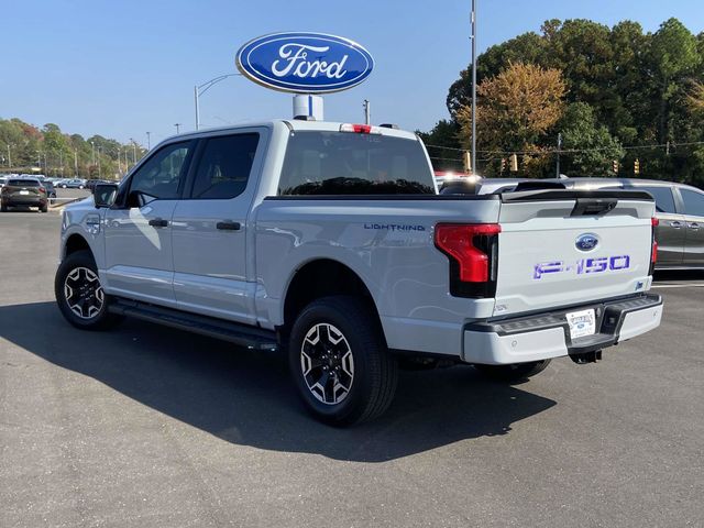 2023 Ford F-150 Lightning XLT 6