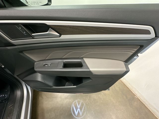 2023 Volkswagen Atlas 3.6L V6 SE w/Technology Silver at Subaru and VW of Moon Township