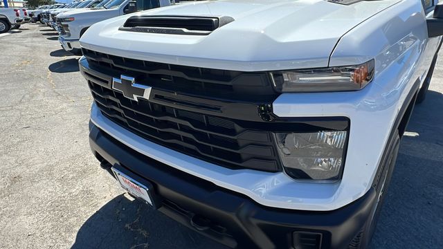 2024 Chevrolet Silverado 3500HD Work Truck 9