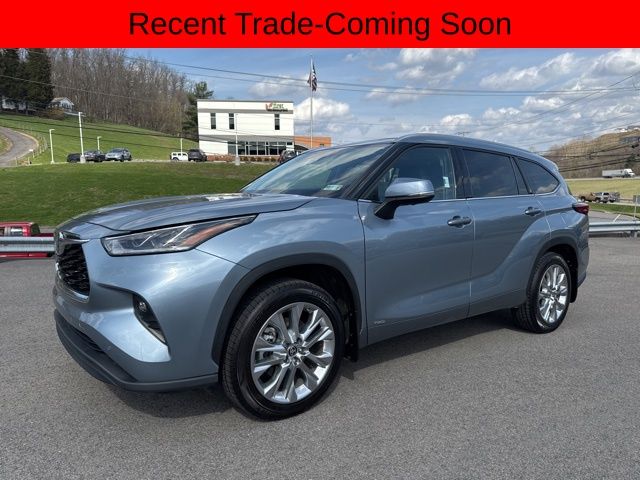 Moon Dust 2023 Toyota Highlander Hybrid Limited AWD SUV / Crossover All-Wheel Drive Continuously Variable Transmission