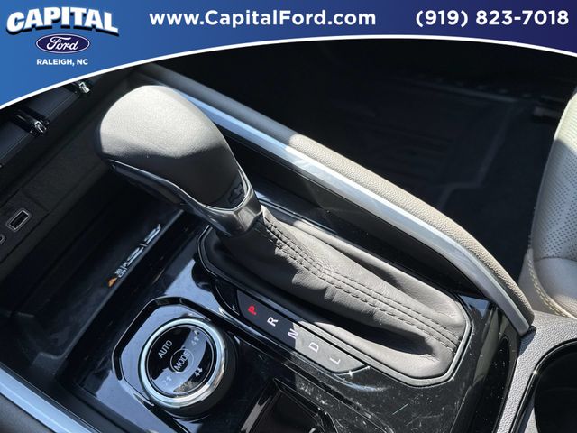 Used 2025 Black Chevrolet ZR2 image 31