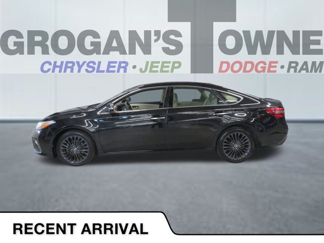  2016 Toyota Avalon XLE Touring   