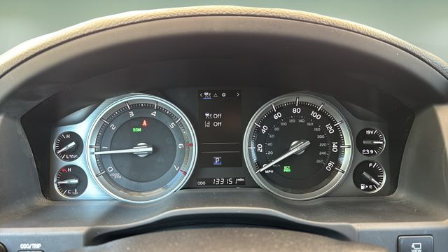 Used 2017 Black Toyota Base image 15