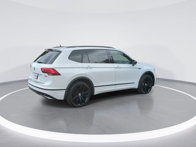 Used 2021  Volkswagen 2.0T SE R-Line Black image 8
