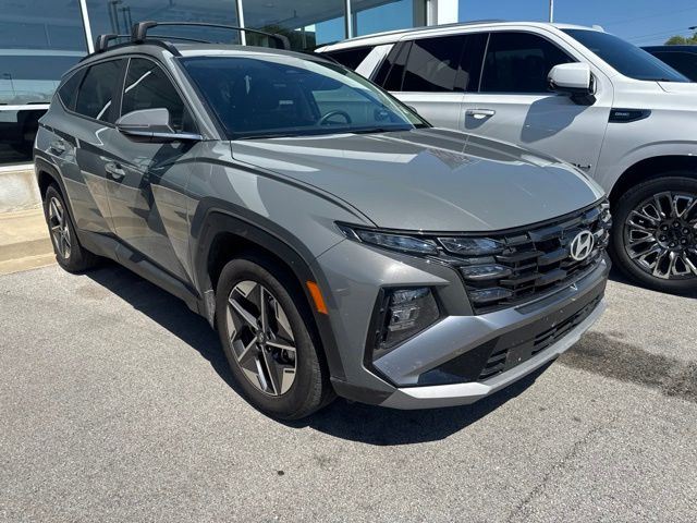 Hampton Gray 2025 Hyundai Tucson SUV / Crossover Front-Wheel Drive 8-Speed Automatic