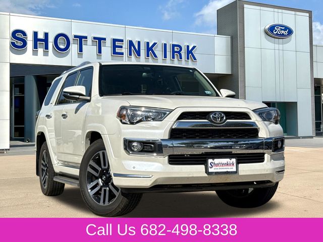 White (Blizzard Pearl) 2018 Toyota 4Runner SUV / Crossover 4X2 5-Speed Automatic Overdrive