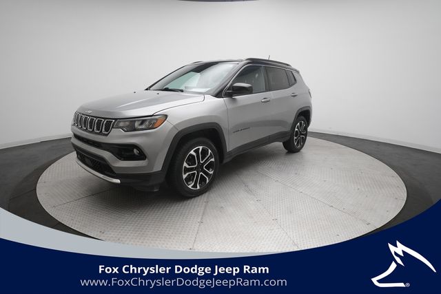 Billet Silver Metallic Clearcoat 2023 Jeep Compass SUV / Crossover Four-Wheel Drive 8-Speed Automatic