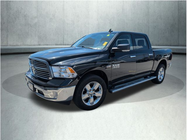 Brilliant Black Crystal Pearlcoat 2018 RAM 1500 Pickup Truck Four-Wheel Drive 8-Speed Automatic