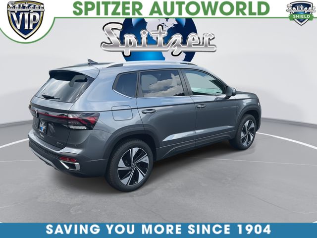 Certified Used 2025 Gray Volkswagen 1.5T SE image 9