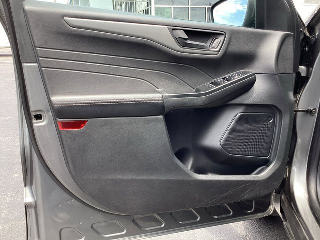 Used Car 2025 Ford Escape  Active For Sale Under $25,000 In San Antonio, Texas