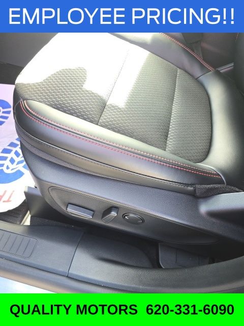 2026 Ford Escape ST-Line - Photo 14