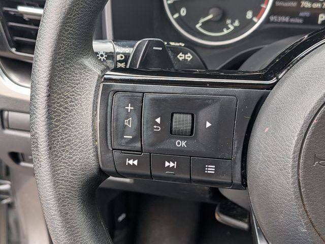 2021 Nissan Rogue - Image 19