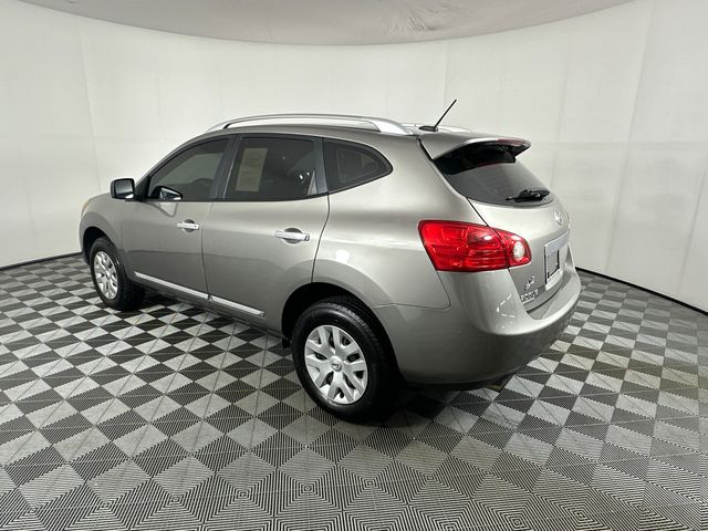 Used 2015 Nissan Rogue Select S with VIN JN8AS5MV5FW251365 for sale in Easton, PA