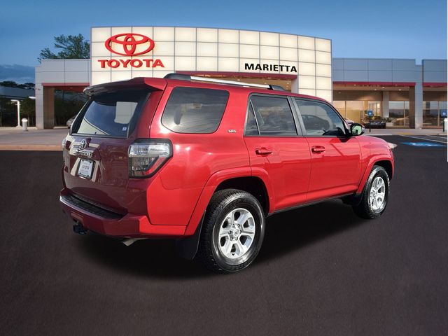 2023 Toyota 4Runner SR5 32