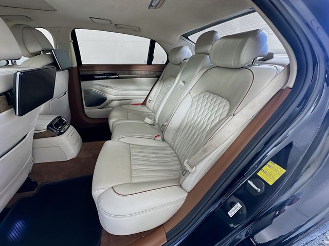 Thumbnail: 2021 Genesis G90 - 25