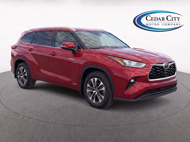 2020 Toyota Highlander Hybrid XLE AWD