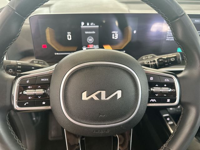 Used 2024 Red Kia S image 12