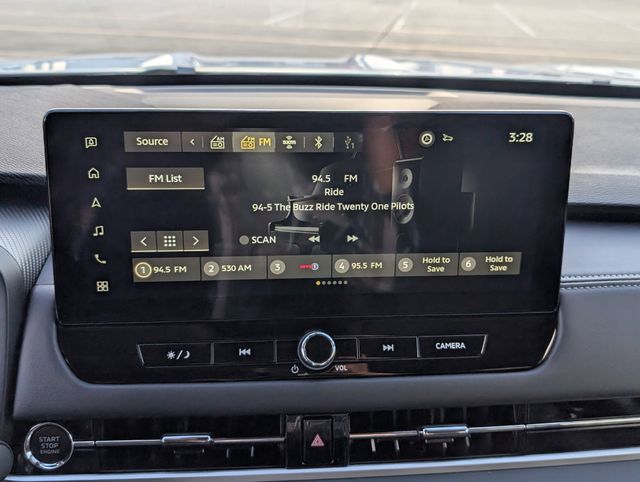 New 2026 White Mitsubishi SE image 20