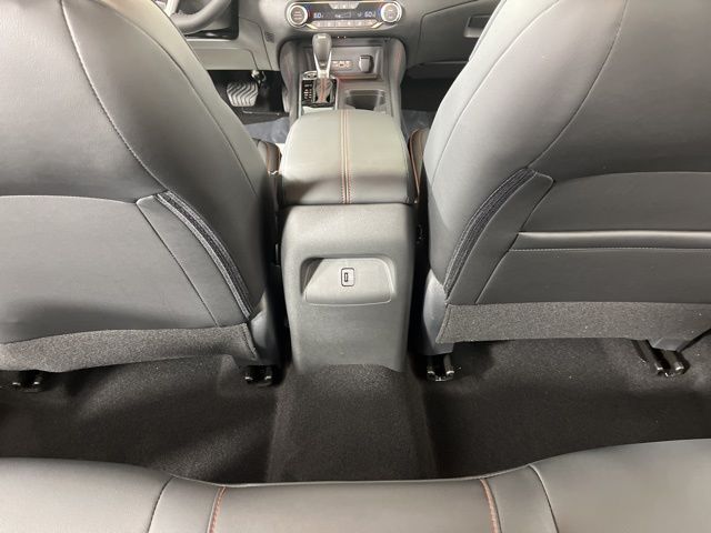 2025 Atlantic Gray Metallic/Super Black Nissan Sentra SR FWD Sedan
